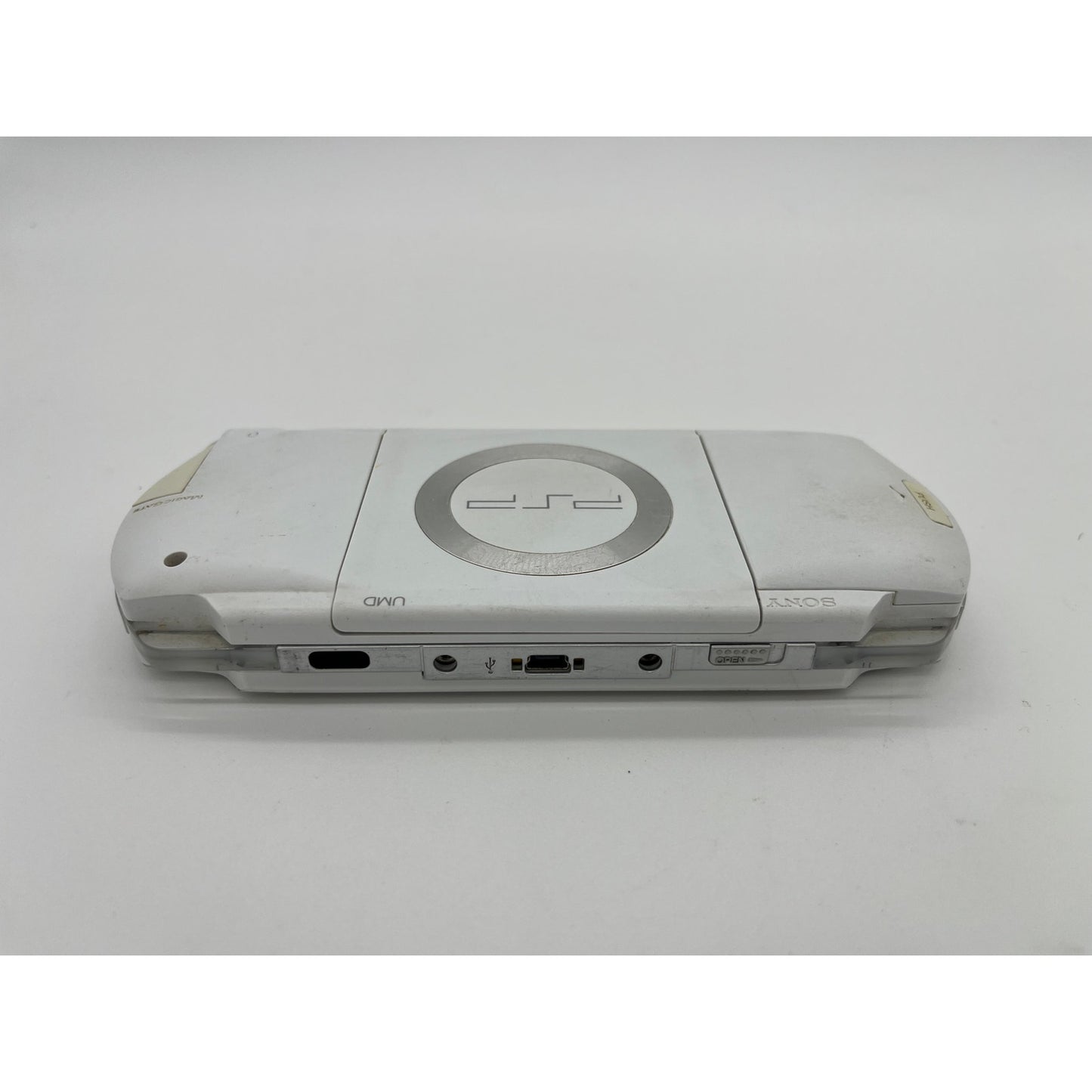 White PSP 1000 Console w/Charger and 3600mAh Extended Battery